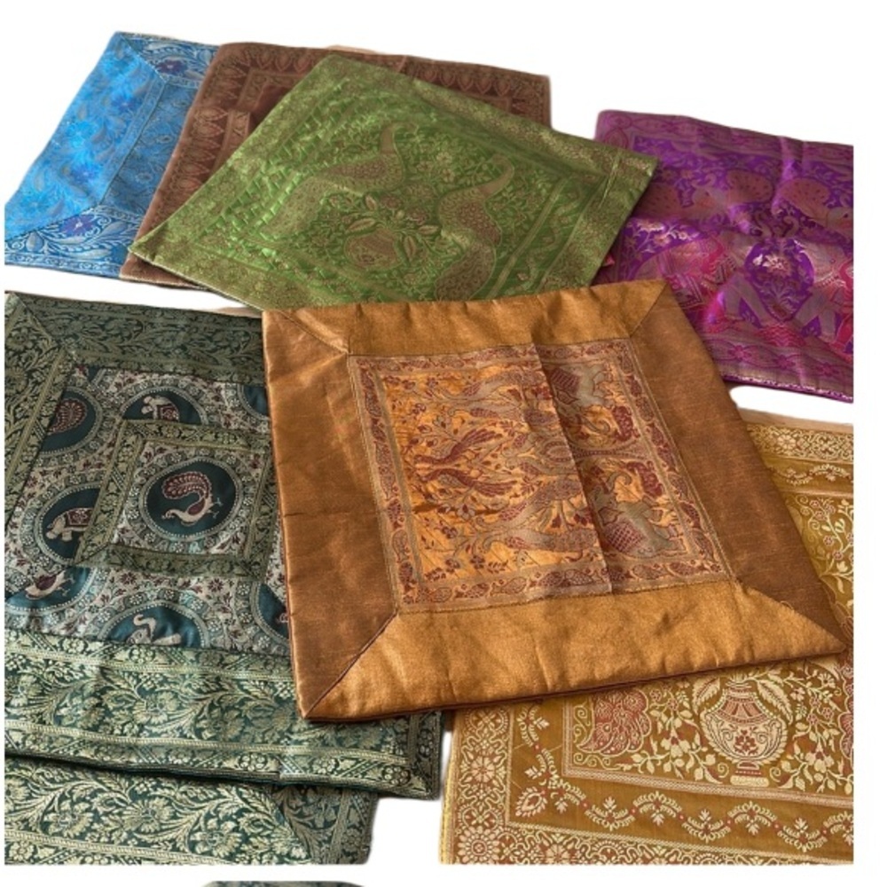 DECORATIVE PILLOW covers 8 pcs